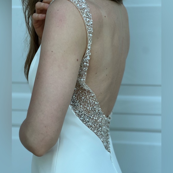 MAGGIE SOTTERO WEDDING DRESS SIZE M EVANGELINA - Picture 4 of 10